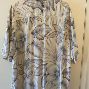 Tommy Bahama Hawaiian button down